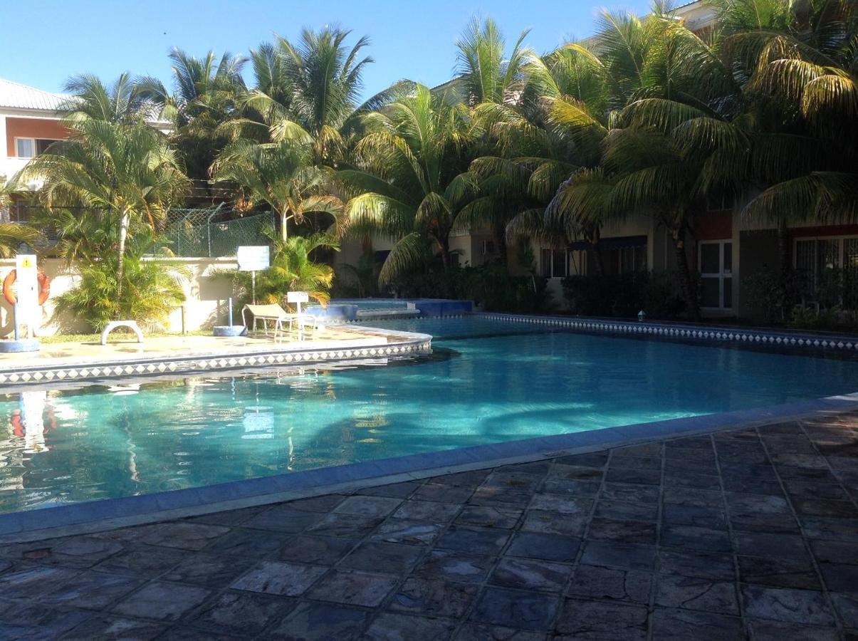 Lovely Apartment In Flic En Flac, Close To The Beach And All Amenities. 외부 사진