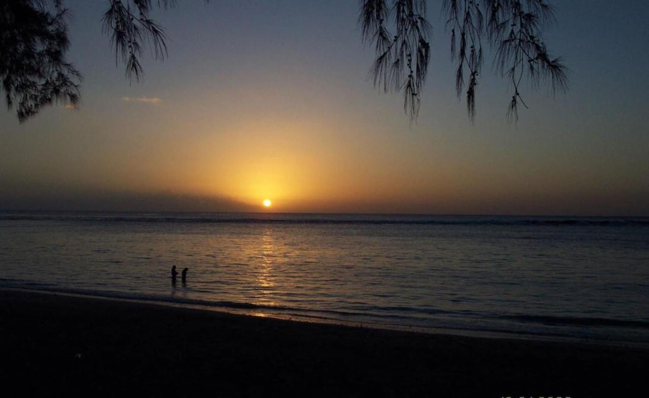 Lovely Apartment In Flic En Flac, Close To The Beach And All Amenities. 외부 사진